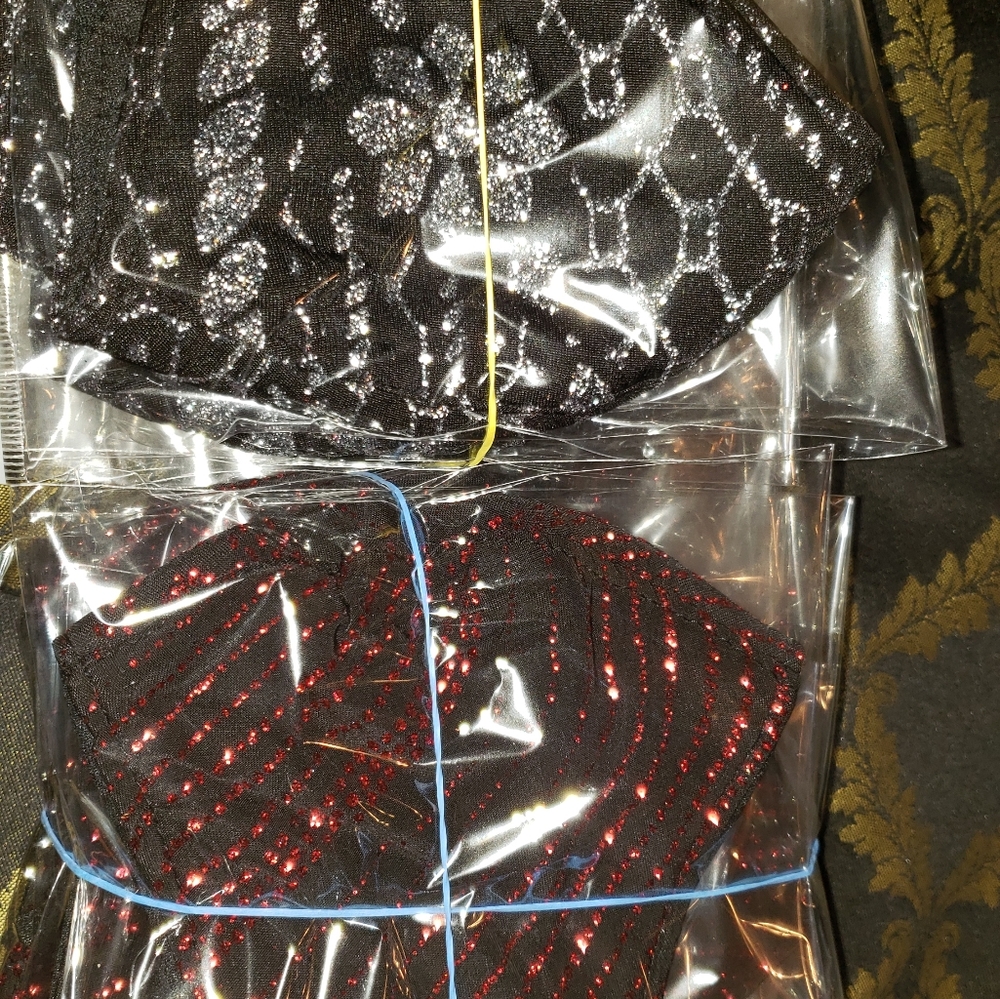 Adult face mask